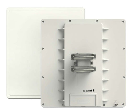 MikroTik QRT 5 ac 5GHz 802.11ac (11.5W, Gigabit) 24dBi Dual-Pol Integrated Antenna MMCX INTL - MikroTik - (Dev) Baltic Networks